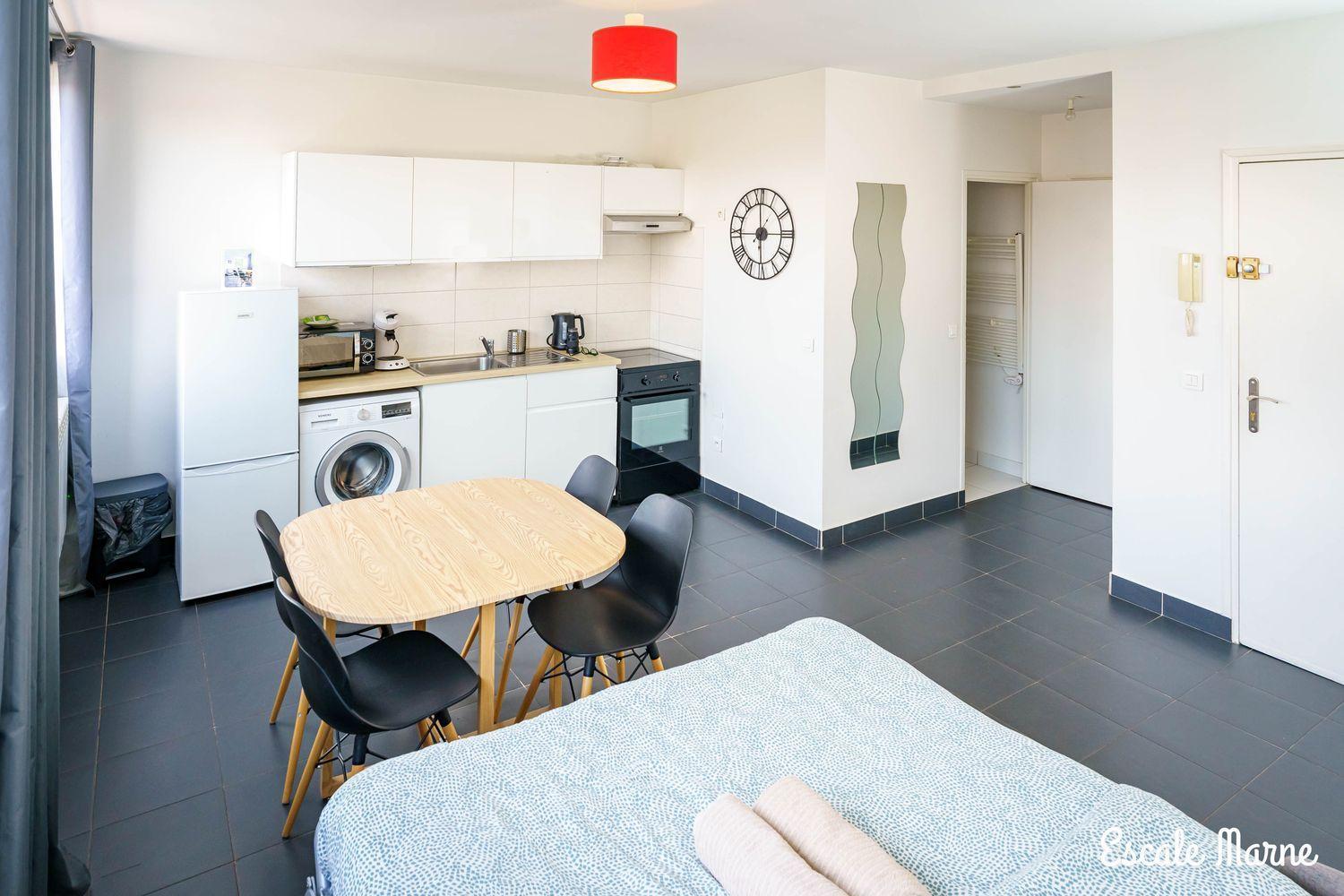Escale-Marne Fr - 102 - Free Parking - Free Luggage Storage - All Equipped - Linen Included - Washing Machine - 10Mn Walk Metro 8 - Rer A - Panoramic View - From 1 To 4 Guests Maisons-Alfort Eksteriør bilde